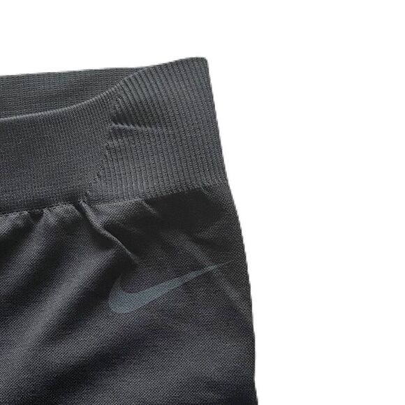 Nike Pro Dri Fit Cropped Athletic Leggings - Picture 2 of 7